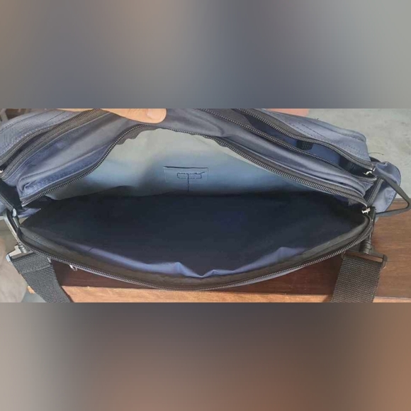 Hopkins RN Nurse Bag (Used and in good condition) - Picture 6 of 9